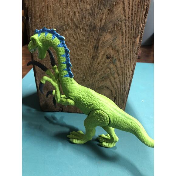 Green Dinosaur with Roaring Sound Mouth Interactive lights up Toy Gift - Picture 3 of 5